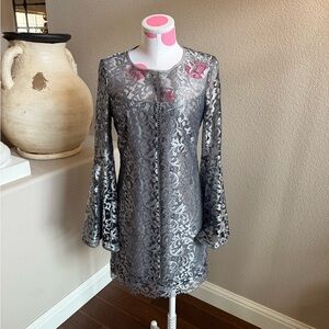 NWT WHBM Silver Metallic Lace Bell Sleeve Shift Dress, size 4